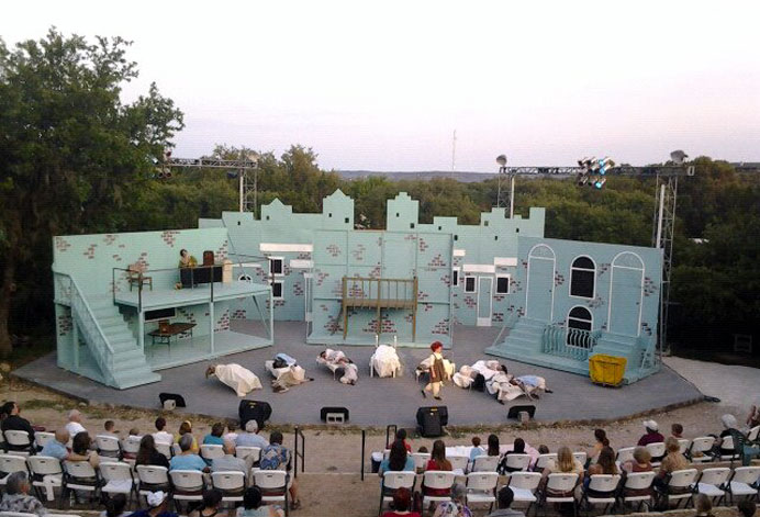 Accessible Luxury Glamping Texas: 10 Best Stays 2026 27 EmilyAnn Theatre and Gardens