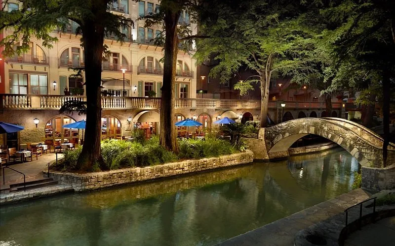 Mokara Hotel and Spa: Romantic Weekend Getaways San Antonio for Couples Seeking Luxury