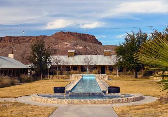 15 Best Vacation Spots in Texas for Couples (2026 Guide) 5 Where to Stay: Lajitas Golf Resort & Chisos Mountains Lodge