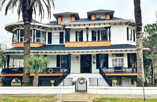 Best Historic Romance Stay