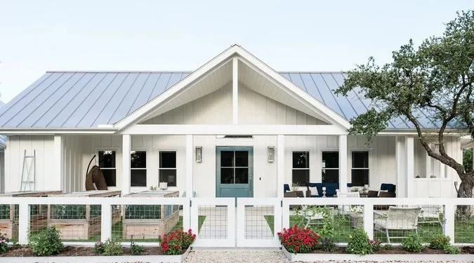 Elopement Weekend Ideas in Wimberley: 7 Dreamy Stays 2026 9 The Bell House Wimberley