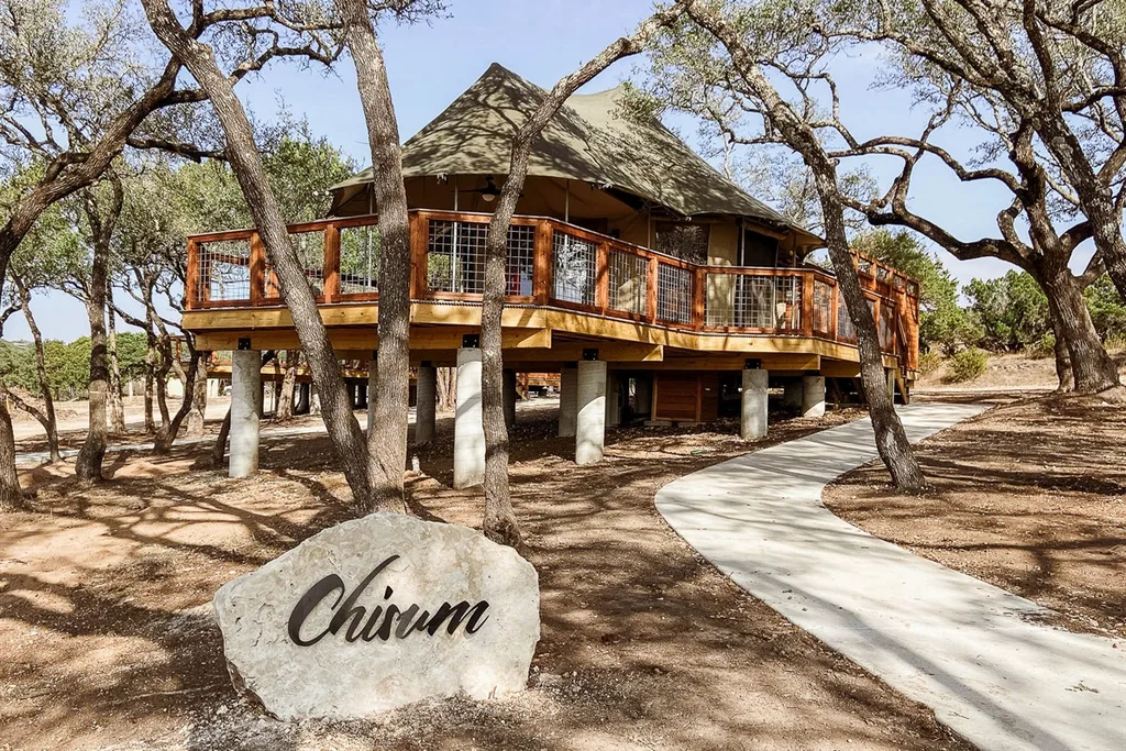 Chisum Tent: A Rustic, Leather-and-Wood Romantic Retreat