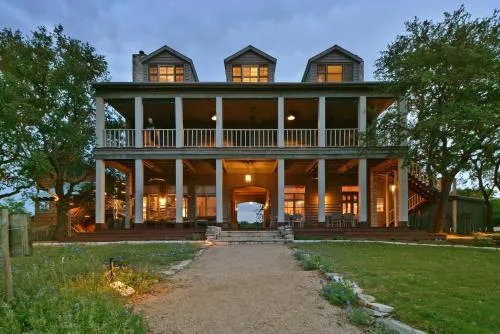 The Budget-Friendly Hill Country Spa Weekend
